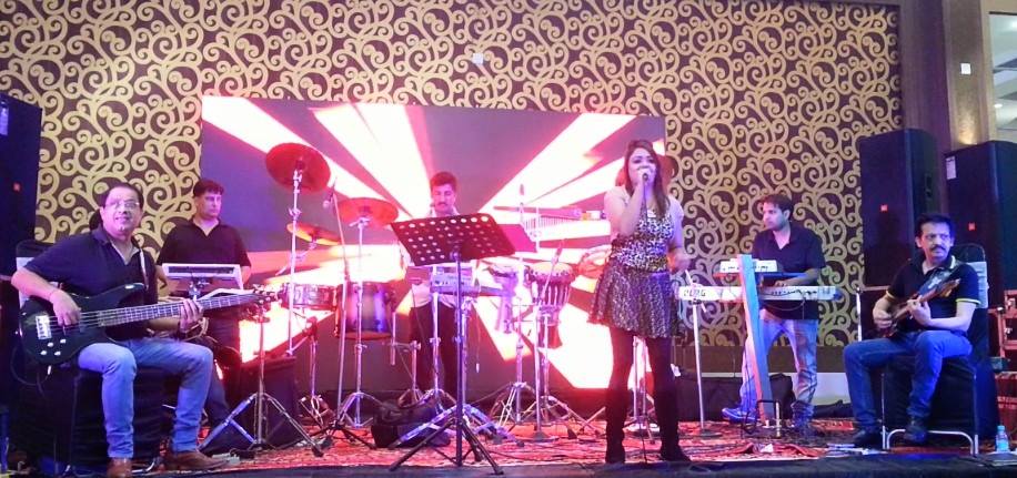 famous jazz singer bikaner